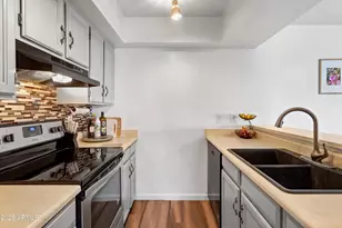 1430 W La Jolla Dr, Tempe, AZ 85282 - Photo 13