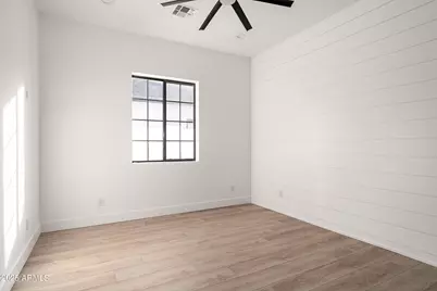 4208 N 41st Place, Phoenix, AZ 85018 - Photo 19