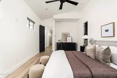 4208 N 41st Place, Phoenix, AZ 85018 - Photo 15