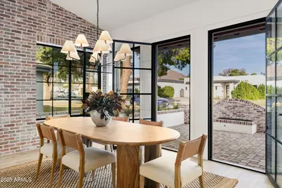 4208 N 41st Place, Phoenix, AZ 85018 - Photo 13