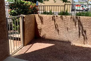 2625 E Indian School Rd, Phoenix, AZ 85016 - Photo 11