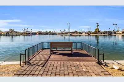 10601 W Bayside Road, Sun City, AZ 85351 - Photo 5