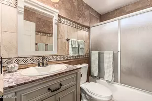 19601 N 7th St, Phoenix, AZ 85024 - Photo 15