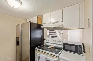 7775 W Glenn Dr, Glendale, AZ 85303 - Photo 7