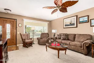 20010 N Palo Verde Dr, Sun City, AZ 85373 - Photo 9