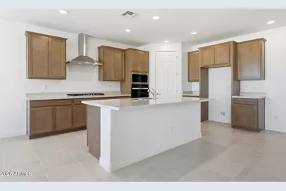 14832 W Honeysuckle Drive, Surprise, AZ 85387 - Photo 5