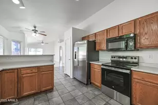 641 E Gail Dr, Chandler, AZ 85225 - Photo 13