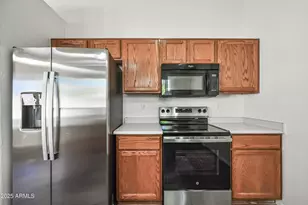 641 E Gail Dr, Chandler, AZ 85225 - Photo 9