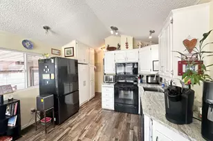 386 Gypsum Dr, Apache Junction, AZ 85119 - Photo 35