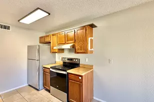 5236 W Peoria Ave, Glendale, AZ 85302 - Photo 3