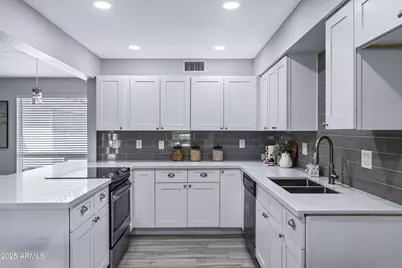 608 S Revolta Circle, Mesa, AZ 85208 - Photo 11