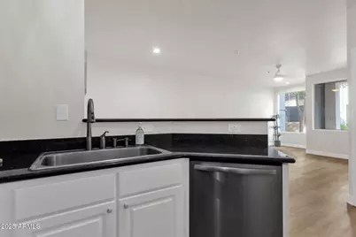 3633 N 3rd Avenue #1059, Phoenix, AZ 85013 - Photo 19