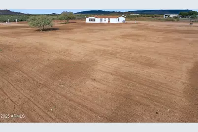 53531 W Buck Drive, Maricopa, AZ 85139 - Photo 1