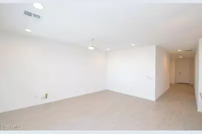 4316 W Suncup Drive, San Tan Valley, AZ 85144 - Photo 9