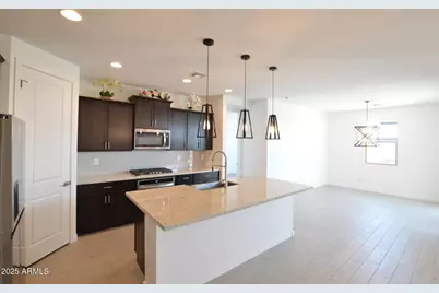 4316 W Suncup Drive, San Tan Valley, AZ 85144 - Photo 3