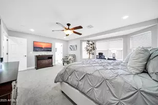 10617 W Daley Ln, Peoria, AZ 85383 - Photo 23