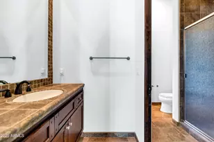 7233 E Royal Palm Rd, Scottsdale, AZ 85258 - Photo 31