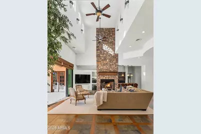 7233 E Royal Palm Road, Scottsdale, AZ 85258 - Photo 7