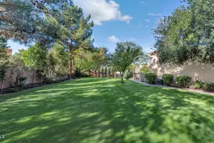 7233 E Royal Palm Rd, Scottsdale, AZ 85258 - Photo 45