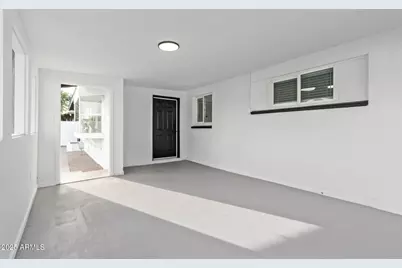 2163 W Village Drive, Phoenix, AZ 85023 - Photo 31