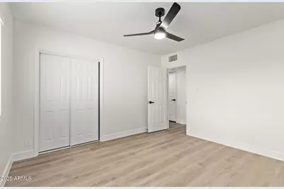 2163 W Village Drive, Phoenix, AZ 85023 - Photo 21