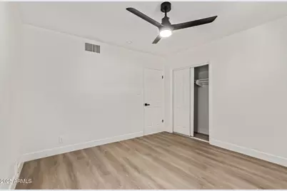 2163 W Village Drive, Phoenix, AZ 85023 - Photo 23