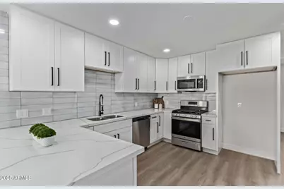 2163 W Village Drive, Phoenix, AZ 85023 - Photo 13