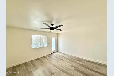 4119 N 11th Avenue #6, Phoenix, AZ 85013 - Photo 11