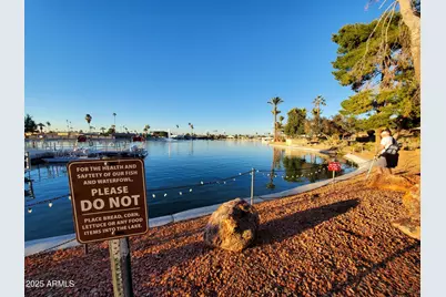 13709 N 98th Avenue #B, Sun City, AZ 85351 - Photo 33