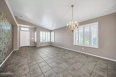 10403 W Tonopah Drive, Peoria, AZ 85382 - Photo 9