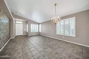 10403 W Tonopah Dr, Peoria, AZ 85382 - Photo 9