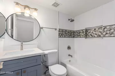 5204 N 18th Drive, Phoenix, AZ 85015 - Photo 17
