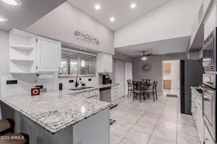 20807 N Desert Sands Dr, Sun City West, AZ 85375 - Photo 15