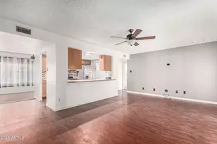 13842 N 52nd Ave, Glendale, AZ 85306 - Photo 11