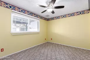 13842 N 52nd Ave, Glendale, AZ 85306 - Photo 21