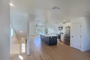 2502 E Paradise Ln, Phoenix, AZ 85032 - Photo 9