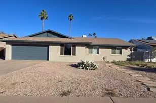 2132 E Oxford Dr, Tempe, AZ 85283 - Photo 25