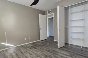 2132 E Oxford Dr, Tempe, AZ 85283 - Photo 23