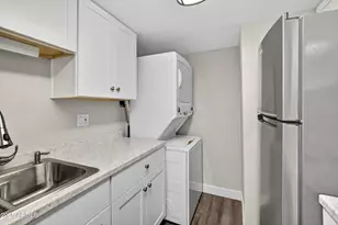 860 E Brown Rd, Mesa, AZ 85203 - Photo 9