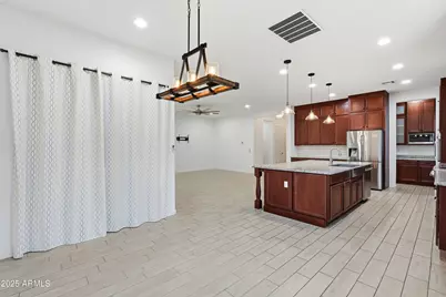 1432 E Pedro Road, Phoenix, AZ 85042 - Photo 9