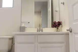 3836 S 64th Dr, Phoenix, AZ 85043 - Photo 5