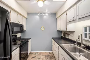 13039 N 100th Dr, Sun City, AZ 85351 - Photo 13