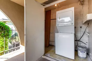 830 S Dobson Rd, Mesa, AZ 85202 - Photo 25