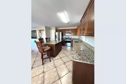 7408 S 37th Drive, Phoenix, AZ 85041 - Photo 3