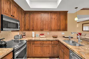 7710 E Gainey Ranch Rd, Scottsdale, AZ 85258 - Photo 9