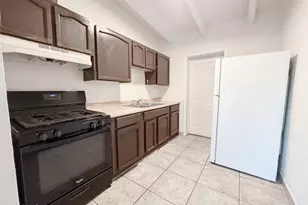 1626 N 31st Pl, Phoenix, AZ 85008 - Photo 1