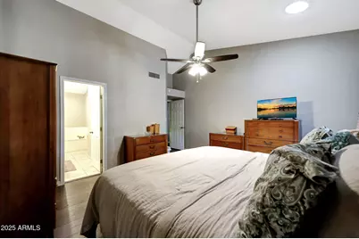 6915 W Oraibi Drive, Glendale, AZ 85308 - Photo 21