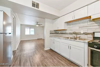 1744 W Glendale Avenue #9, Phoenix, AZ 85021 - Photo 9