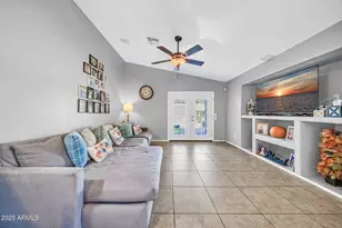 13418 N 74th Ln, Peoria, AZ 85381 - Photo 15