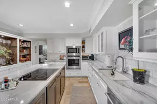 6701 N Scottsdale Rd, Scottsdale, AZ 85250 - Photo 17